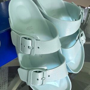 Birkenstock Women's surf Blue Sandals, sz 36